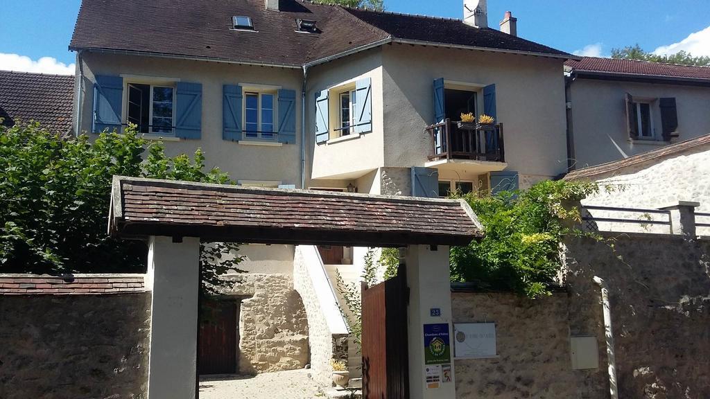 Chambres D'Hotes Villa De Vienne-En-Arthies Eksteriør bilde